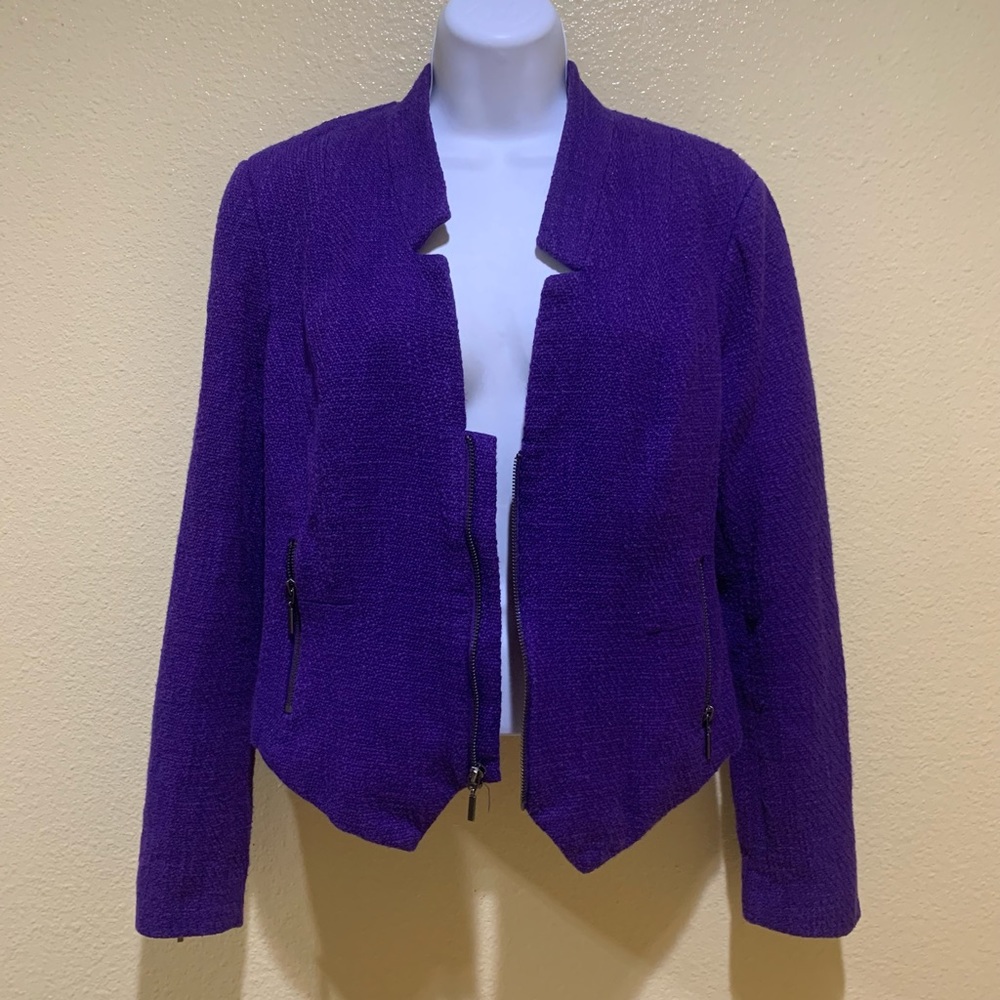 INC cropped jacket / blazer size 8
